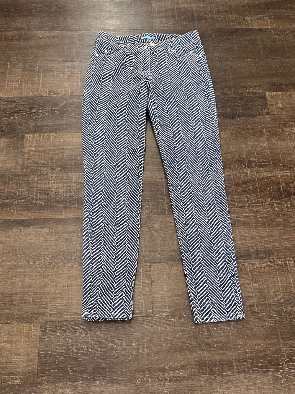 J. McLaughlin Navy and White Herringbone Straight Leg Pants Size 4